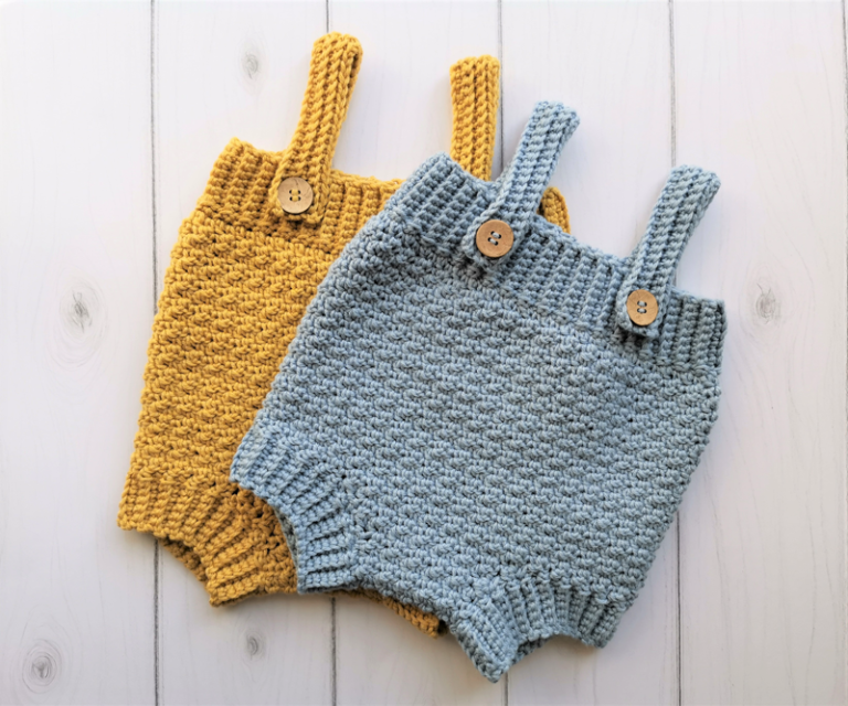 H kleopskrift Baby Romper Lillefryd H kleopskrift Baby Romper Lillefryd